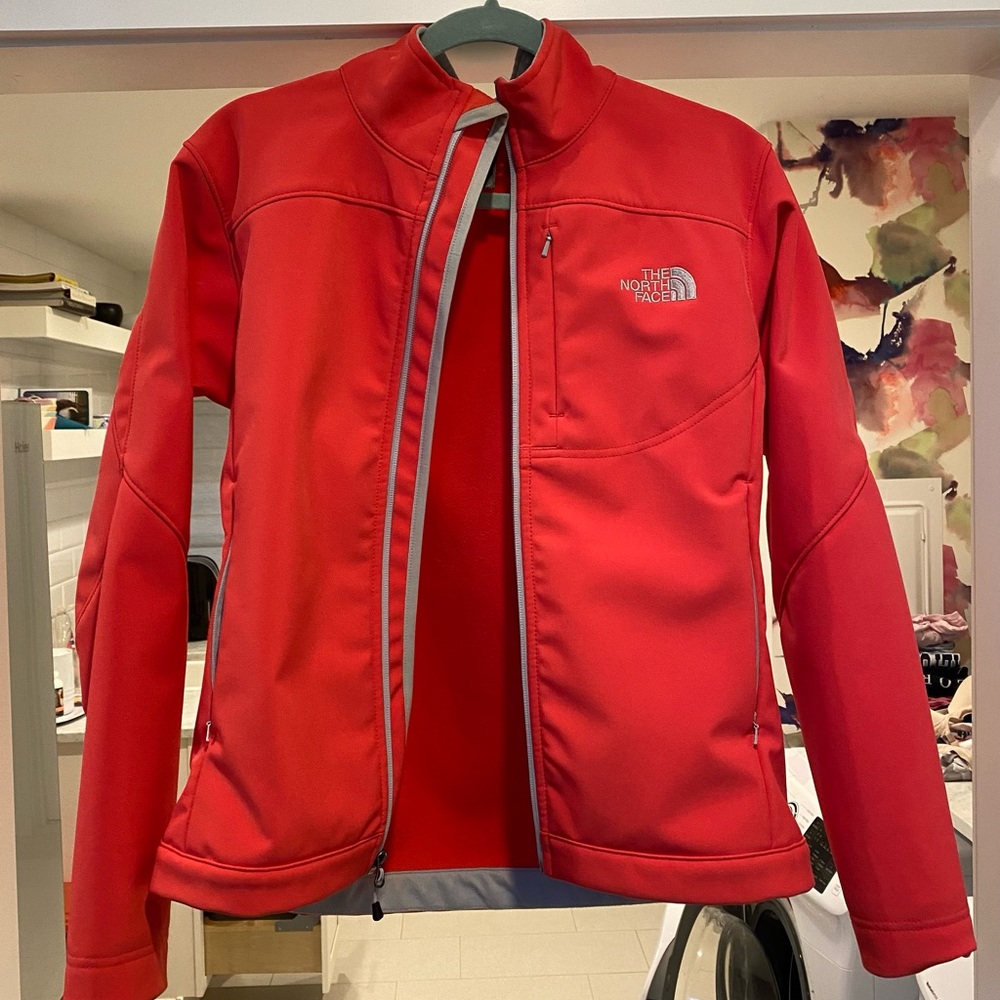 Womens North Face Jacket | Medium